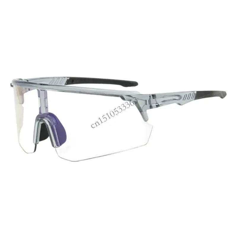 090E Day Night Riding Glasses Lightweight Frame Soft Silicone Nose Pads Windproof Design for Motorcycle Bike Enthusiasts
