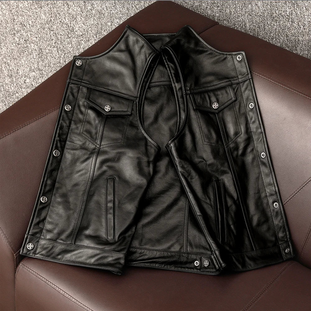 Genuine Leather Vest Men's Casual American Sle Top Layer Cowhide ort Faion Urban Motorcycle Vest Autumn Season V-Ne