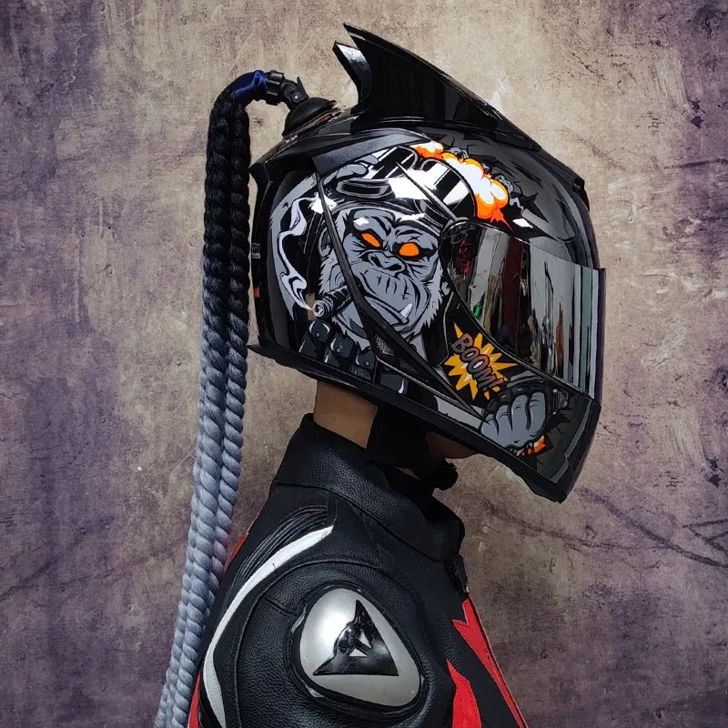 Full face helmet motorcycle riding helmet safety double lens Racing helmet Individuality braids horns