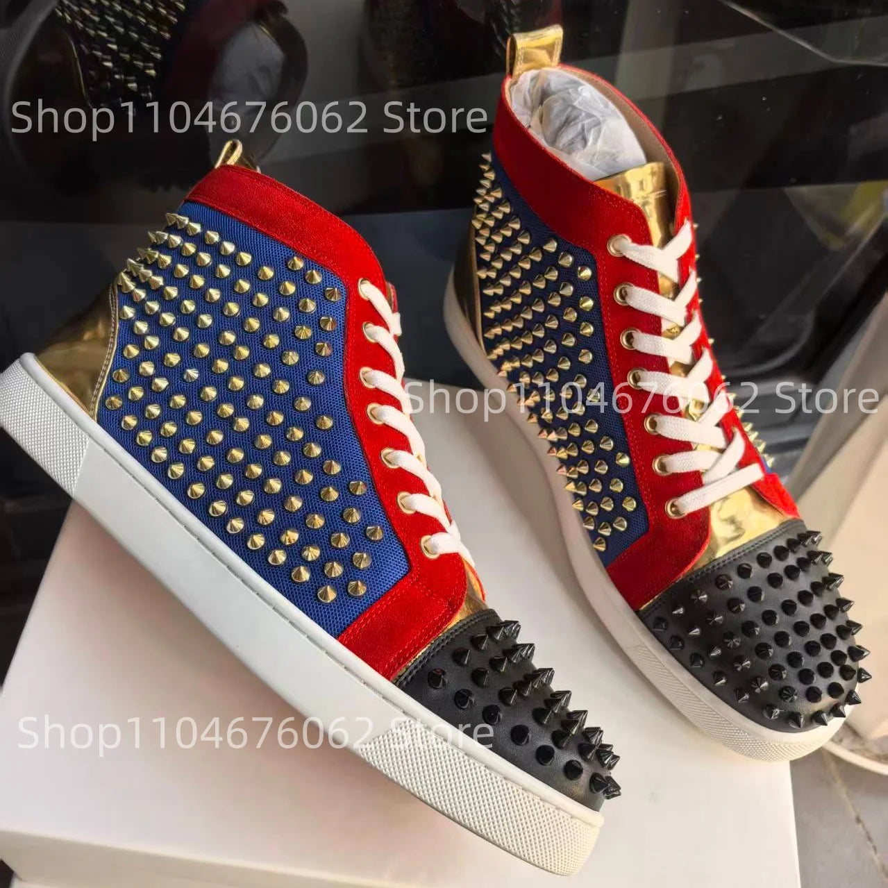Women's Men's Color Block Spiked Stud High Top Sneakers Punk Design Edgy Classic Lace-Up Street Nightclub Luxurious Single Shoes