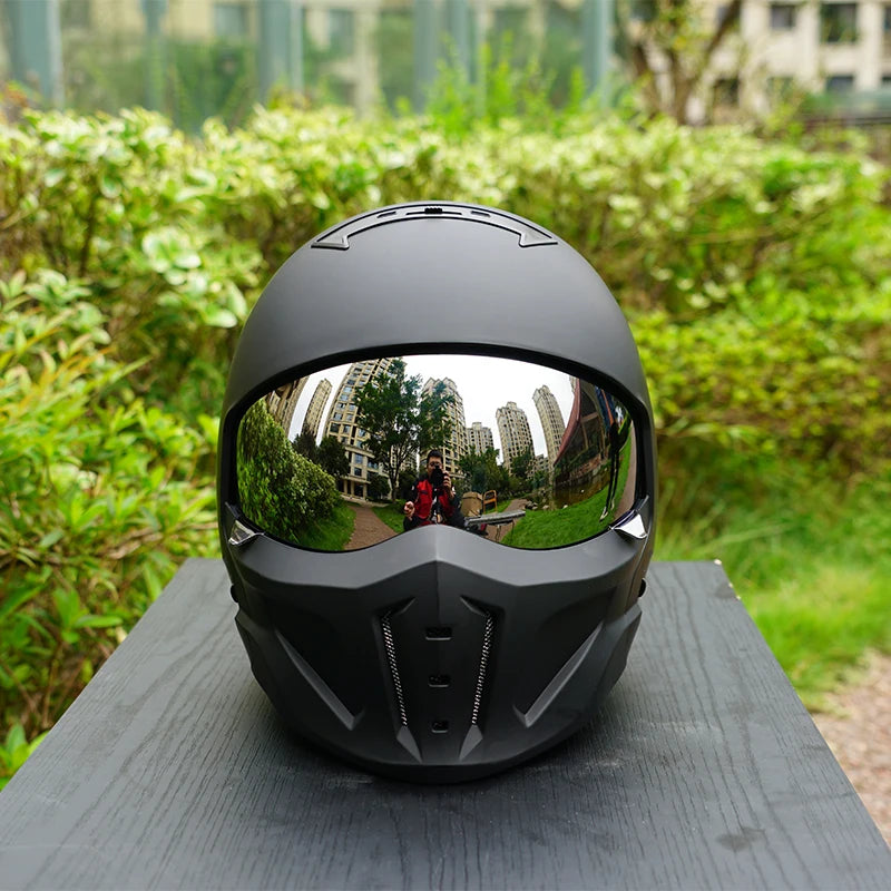 Black Matte skull dark wind motorcycle helmet men Mecha Mask Design style 3-color lenses winter helmet fashion men Can assembled