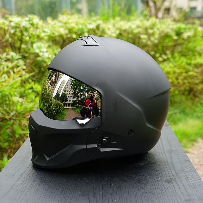 Black Matte skull dark wind motorcycle helmet men Mecha Mask Design style 3-color lenses winter helmet fashion men Can assembled