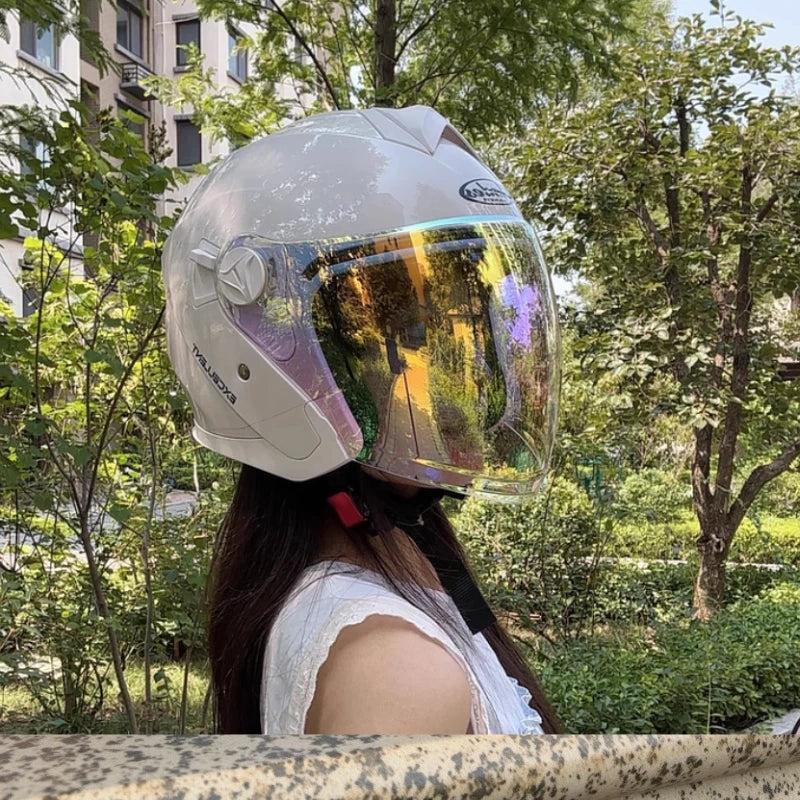 2025 Latest High Quality Motorcycle Helmet Half Covering Dual Lens Cascos para Motos Male Female Couple Capacetes de Moto
